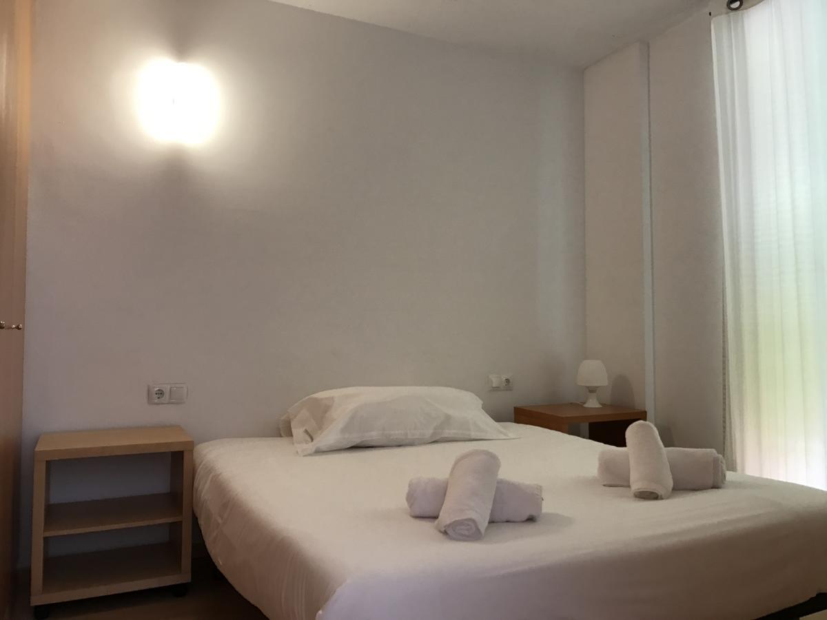 Apartaments Ample Port Marina Паламос Екстериор снимка