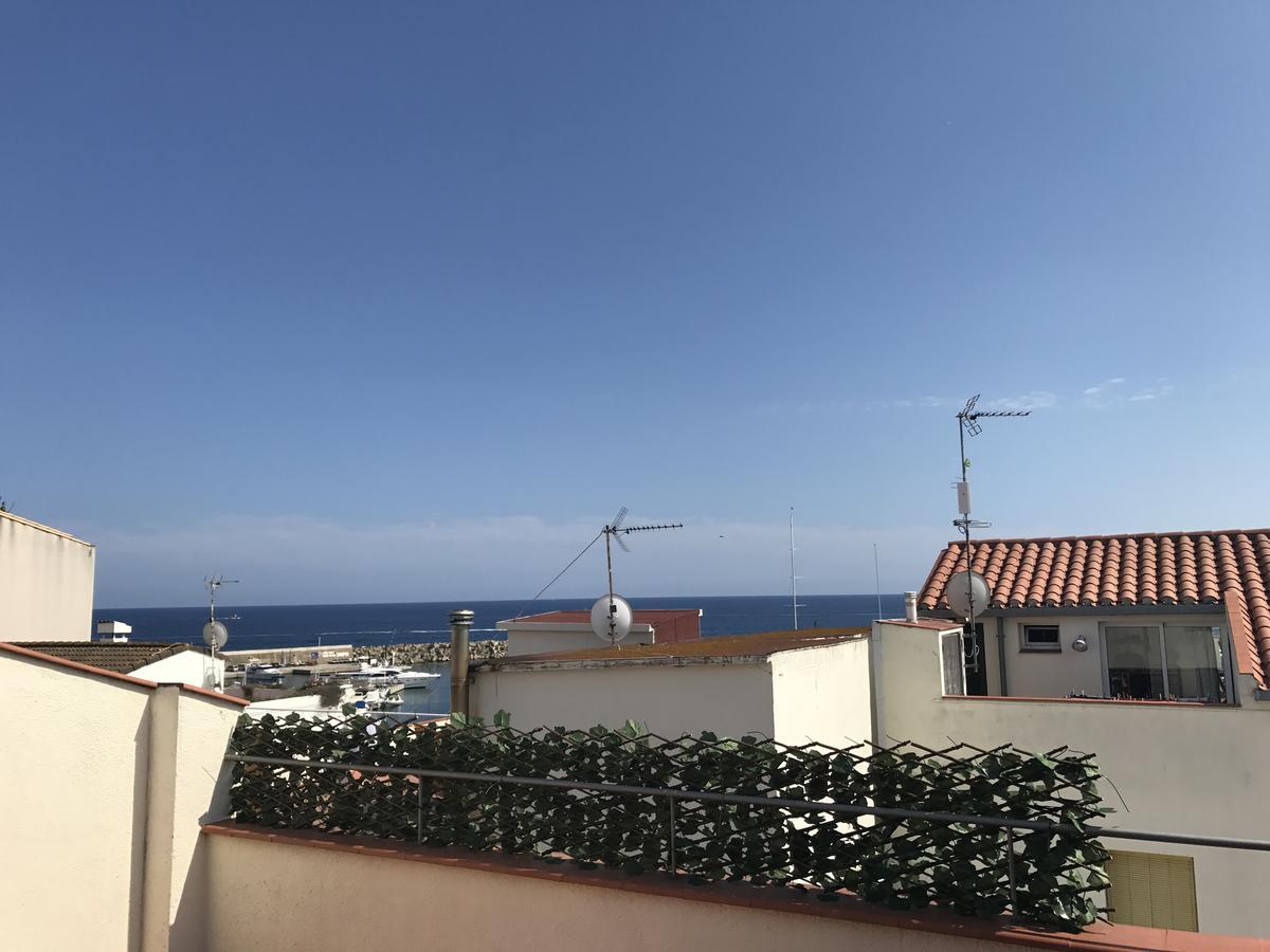 Apartaments Ample Port Marina Паламос Екстериор снимка